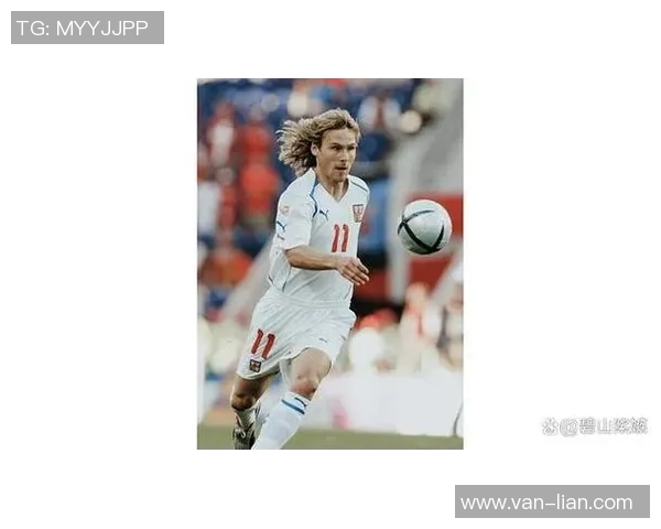 11号足球明星的传奇故事与成就揭秘