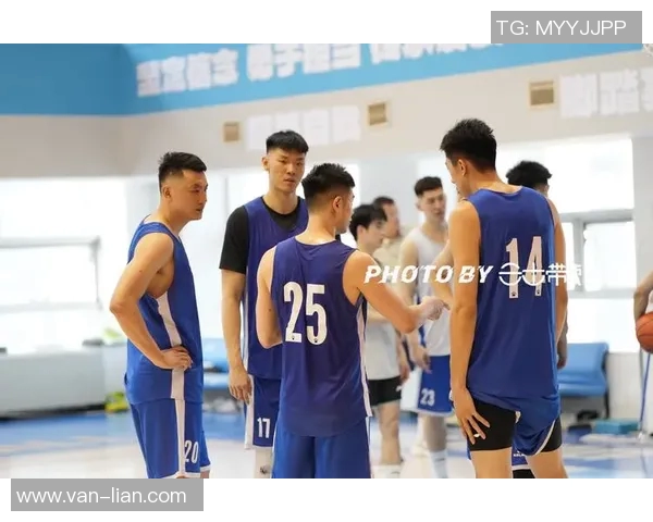 全运会回顾：北京足球队默契配合展现团队实力与战术执行力