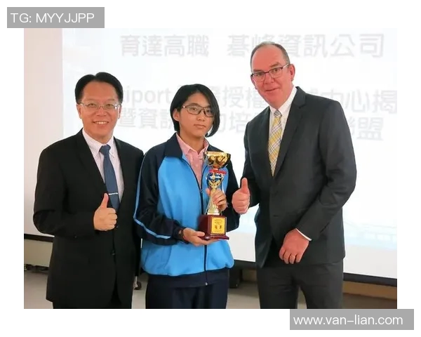 刘敏独家分享羽毛球技巧与心得助你提升竞技水平与乐趣 刘敏独家分享羽毛球技巧与心得助你提升竞技水平与乐趣