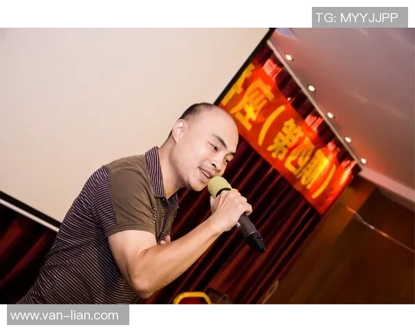 李丽独家揭秘足球技巧与心得分享助你提升球技的秘密宝典